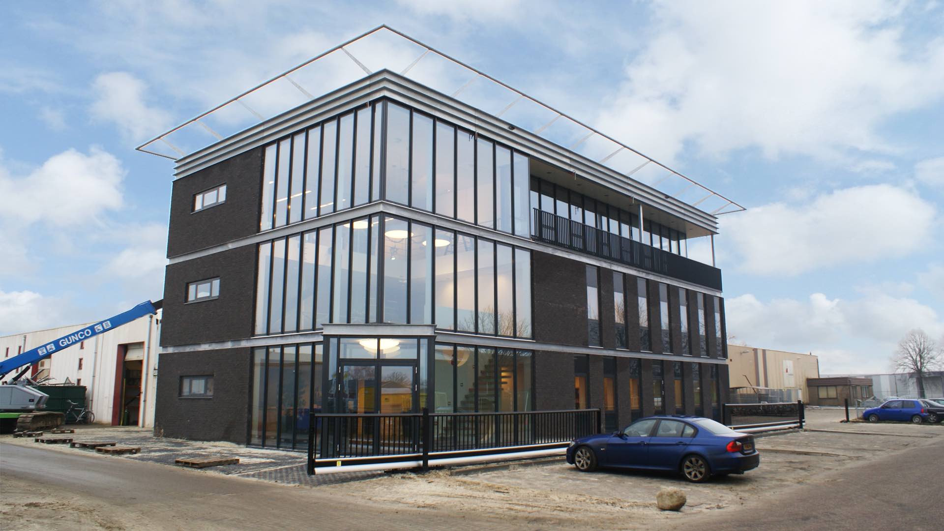 Nieuwbouw kantoorpand te Oosterwolde