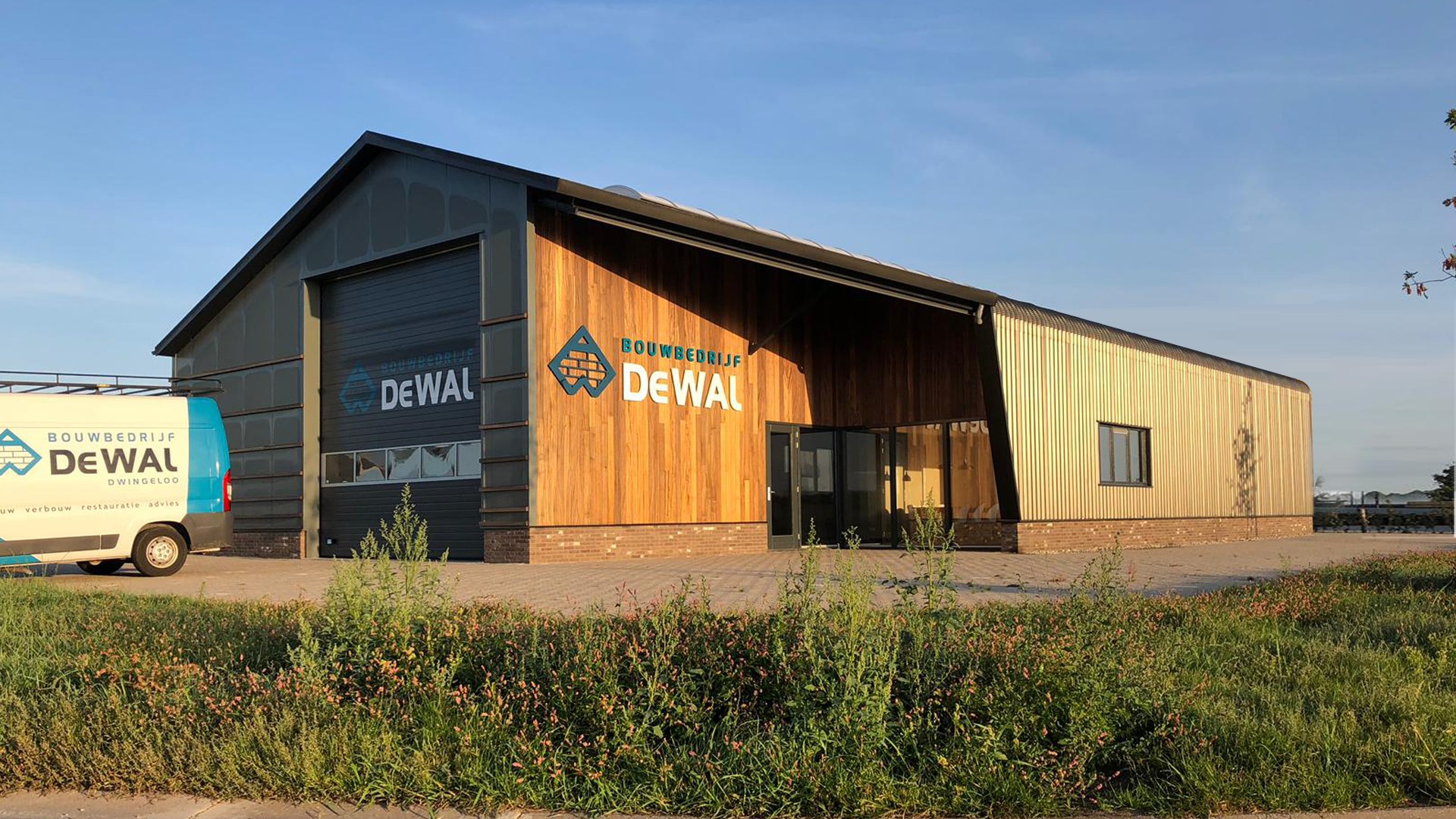 Nieuwbouw bedrijfspand te Dwingeloo